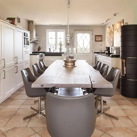 Haus Foehring Holiday home Alkersum